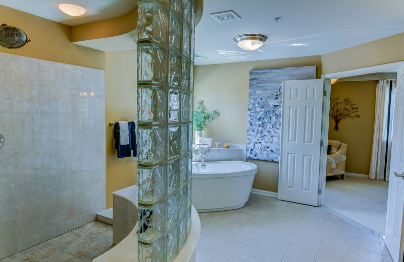 Best Bathroom Renovation Contractors in Jacksonville, AL